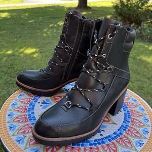 Naturalizer Madie Black Boots Womens 9.5M Lace-up Zip Vegan Faux Leather 3" Heel